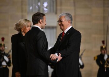 ҚАСЫМ-ЖОМАРТ ТОҚАЕВ ФРАНЦИЯ ПРЕЗИДЕНТІНІҢ АТЫНАН ҰЙЫМДАСТЫРЫЛҒАН МЕМЛЕКЕТТІК ҚАБЫЛДАУҒА ҚАТЫСТЫ