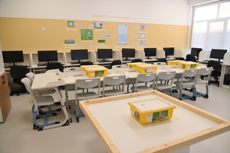 ШЫМКЕНТТІК ОҚУШЫЛАР ҚОС ЖАЙЛЫ МЕКТЕПТЕ БІЛІМ АЛАТЫН БОЛДЫ