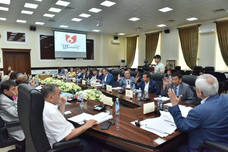 ҚОҒАМДЫҚ КЕҢЕСТІҢ КЕЗЕКТІ ОТЫРЫСЫ ӨТТІ