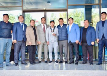 БАЛУАНДЫ ҚОШЕМЕТПЕН ҚАРСЫ АЛДЫ