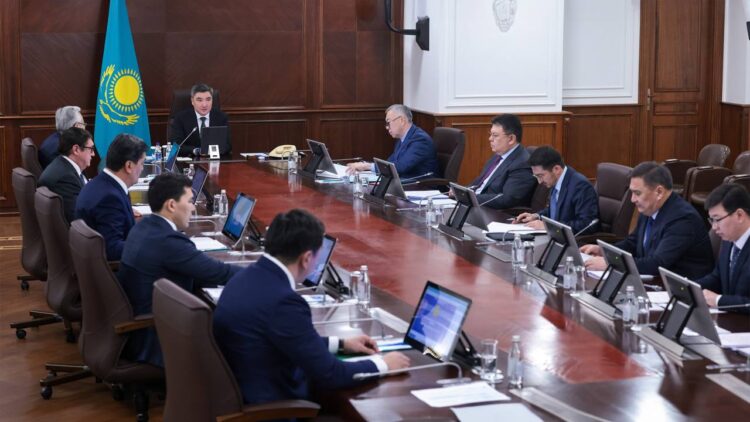 МЕМЛЕКЕТ БАСШЫСЫ ТӨТЕНШЕ ЖАҒДАЙЛАР МИНИСТРІ ШЫҢҒЫС ӘРІНОВТІ ҚАБЫЛДАДЫ