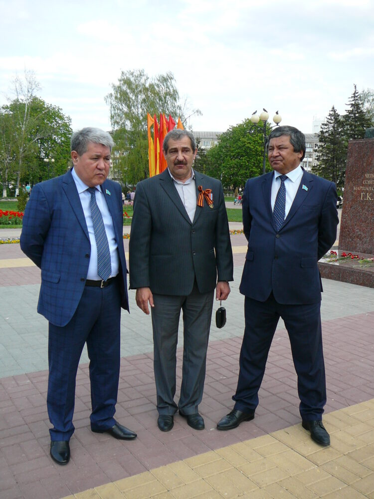 Я ПОГИБ ПОД РЖЕВОМ