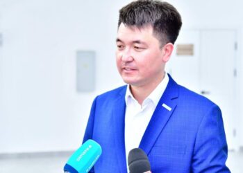 ҚАЙНАРБҰЛАҚТАҒЫ ШЕШІЛМЕГЕН МӘСЕЛЕЛЕР КӨТЕРІЛДІ