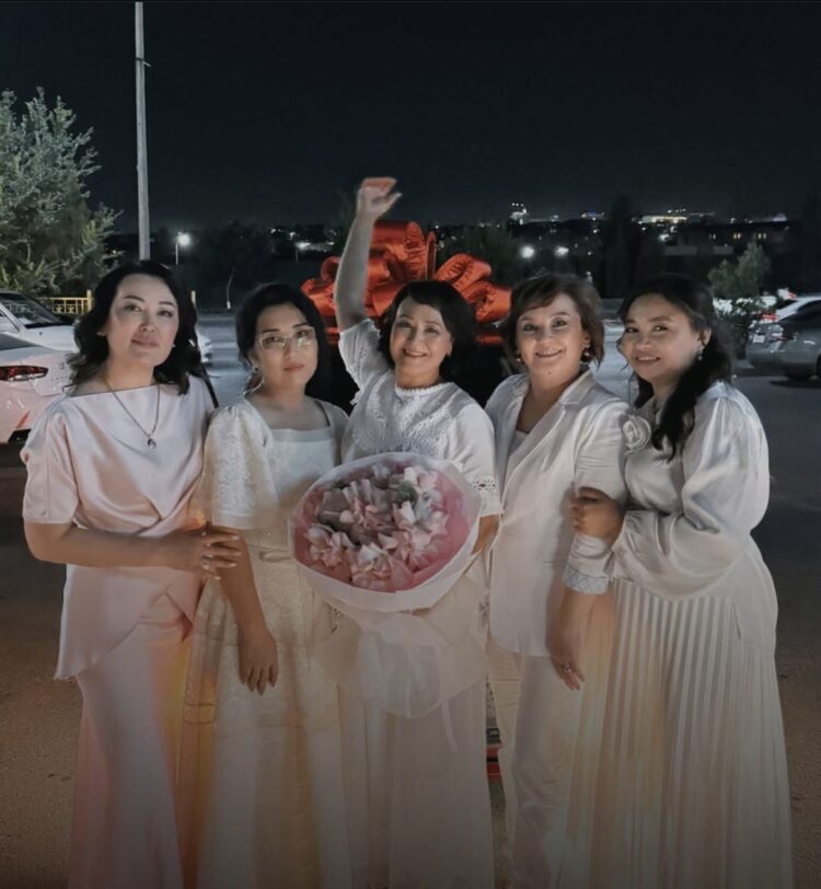 ҮЗДІК ЖЕТЕКШІЛЕР МАРАПАТТАЛДЫ