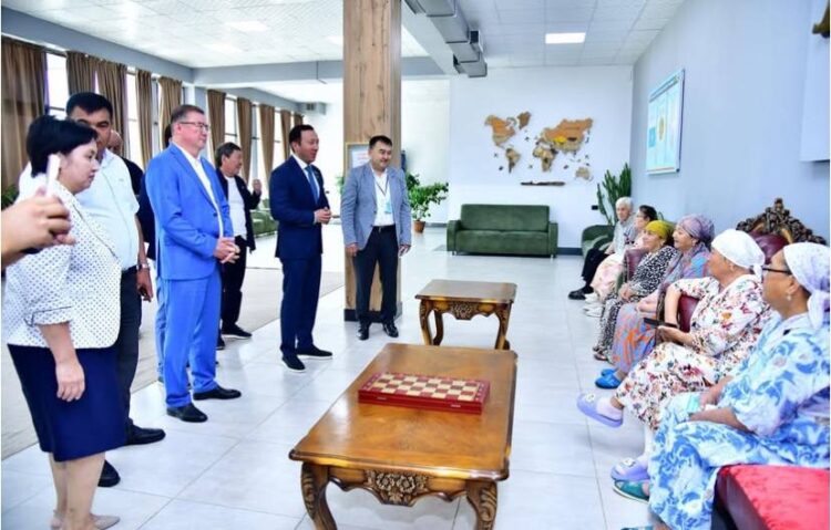 ҚАРТТАРҒА АРНАЛҒАН ЗАМАНАУИ ОРТАЛЫҚ