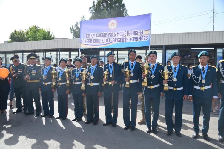 ШЫМКЕНТ ЖАСТАРЫ РЕСПУБЛИКАЛЫҚ МАРАФОНЫНАН ЖЕҢІСПЕН ОРАЛДЫ