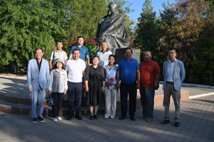 ШЫМКЕНТ: АБАЙ САЯБАҒЫНАН ҰЛЫ АҚЫН ЕЛІНЕ САПАР