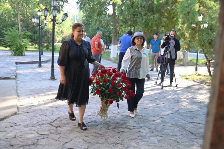 ШЫМКЕНТ: АБАЙ САЯБАҒЫНАН ҰЛЫ АҚЫН ЕЛІНЕ САПАР