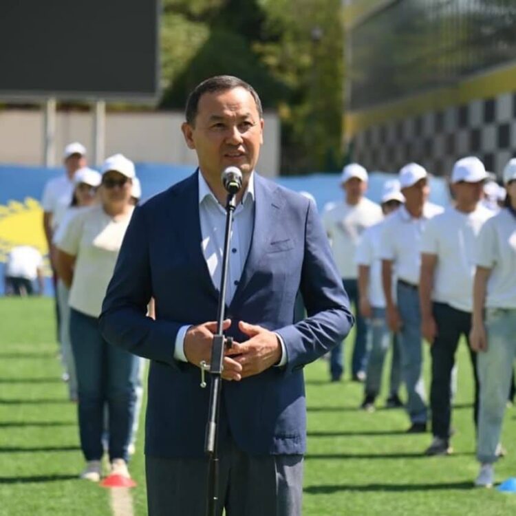 ҚЫЗМЕТКЕРЛЕР АРАСЫНДА СПАРТАКИАДА