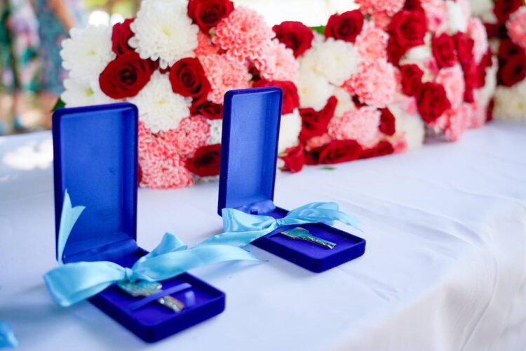 АПАТТЫ ҮЙ ТҰРҒЫНДАРЫ ЖАҢА ҮЙГЕ ҚОНЫСТАНДЫ