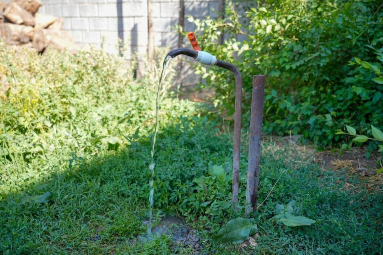 ТЕКЕСУ ТҰРҒЫНДАРЫ АУЫЗ СУҒА ҚОЛ ЖЕТКІЗДІ