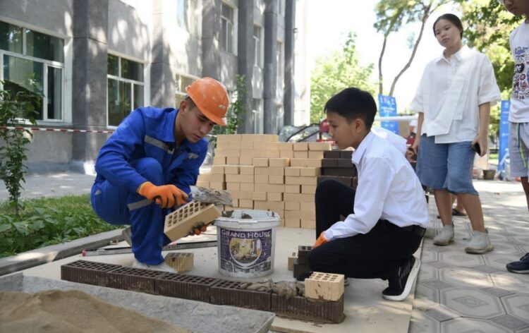 АРХИТЕКТУРА МЕН ДИЗАЙНДАҒЫ ТЫҢ ЖОБАЛАР