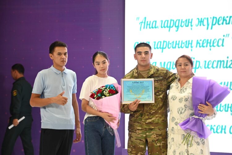 ШЫМКЕНТТЕ ТЫЙЫМ САЛЫНҒАН САЙТТАРДЫҢ ЖАРНАМАСЫН ТАРАТҚАН АЗАМАТ ҰСТАЛДЫ