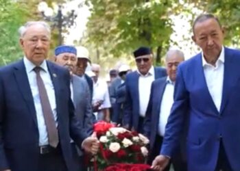 АСАНБАЙ АСҚАРОВТЫҢ ЕҢБЕГІ ЕРЕН, МӘРТЕБЕСІ АСҚАҚ