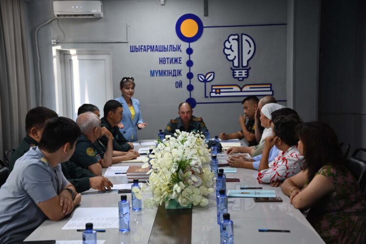 «ӘСКЕР – ХАЛЫҚ СЕНІМІ»: САРБАЗДАРДЫҢ АТА-АНАЛАРЫМЕН АШЫҚ ДИАЛОГ ӨТТІ