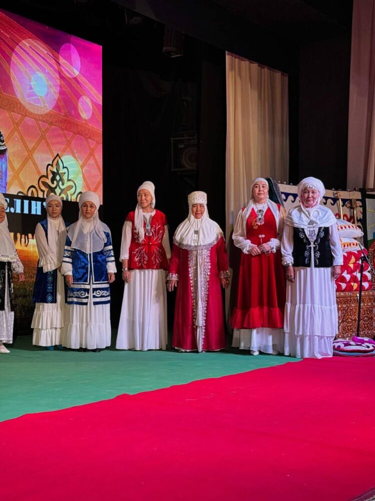 ЕНЕ МЕН КЕЛІН — ОТБАСЫ ҰЙЫТҚЫСЫ