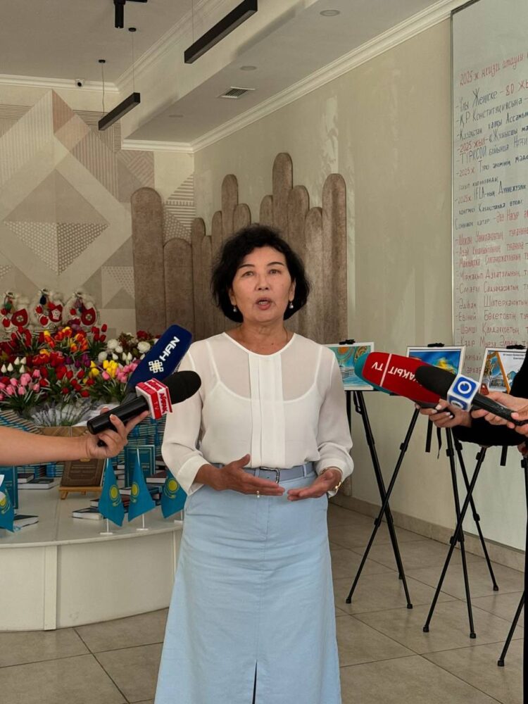 МЕМЛЕКЕТТІҢ ТІЛДІҢ МӘРТЕБЕСІ