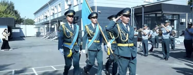 22 ЖАС ӘСКЕР ҚАТАРЫН ТОЛЫҚТЫРДЫ