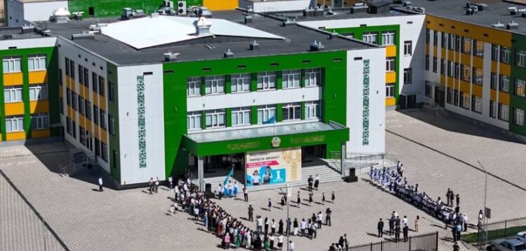 27 МЫҢ БҮЛДІРШІН МЕКТЕП ТАБАЛДЫРЫҒЫН АТТАДЫ