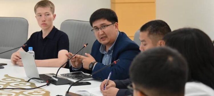 27 МЫҢ БҮЛДІРШІН МЕКТЕП ТАБАЛДЫРЫҒЫН АТТАДЫ