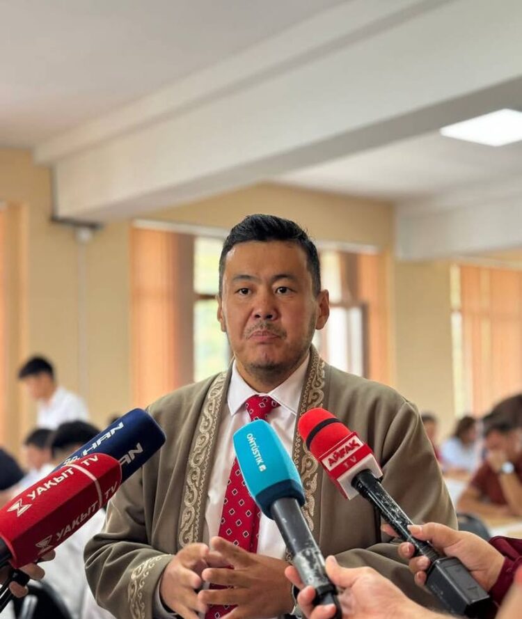 27 МЫҢ БҮЛДІРШІН МЕКТЕП ТАБАЛДЫРЫҒЫН АТТАДЫ