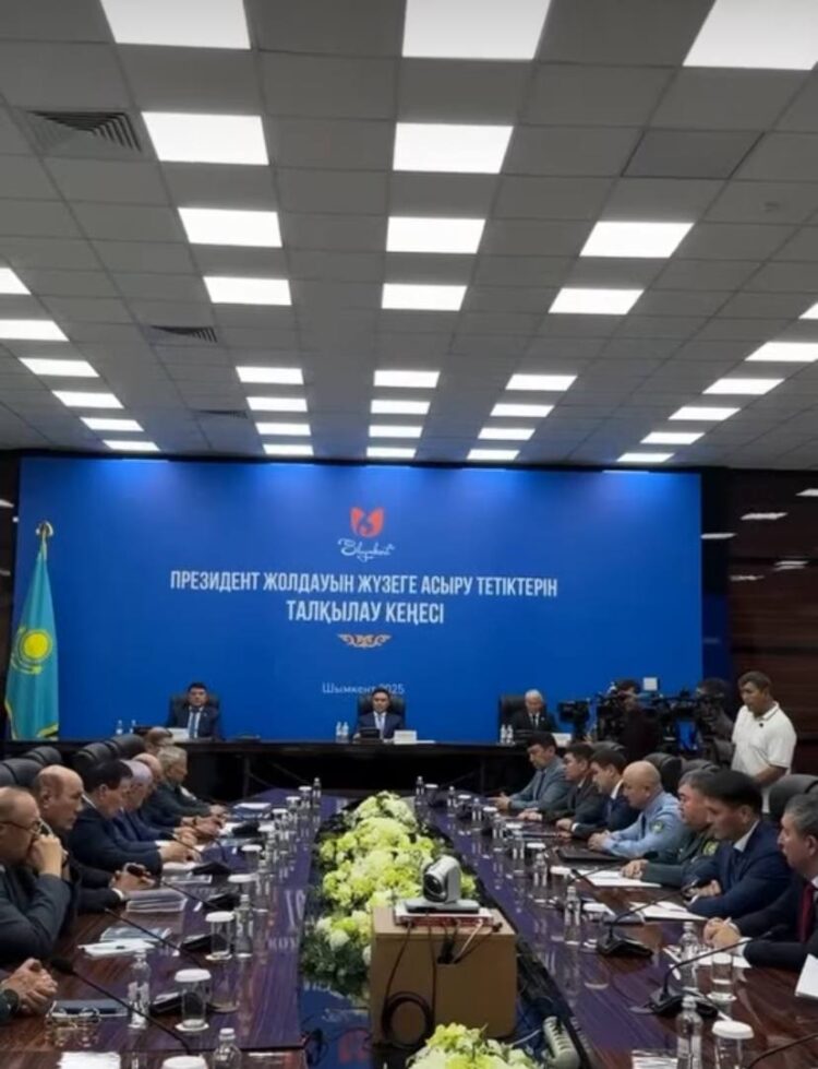 27 МЫҢ БҮЛДІРШІН МЕКТЕП ТАБАЛДЫРЫҒЫН АТТАДЫ