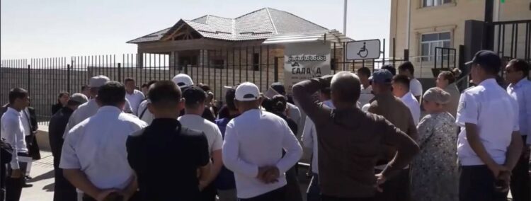 АРҒЫМАҚТАҒЫ МӘСЕЛЕ ӘКІМДІКТІҢ НАЗАРЫНДА