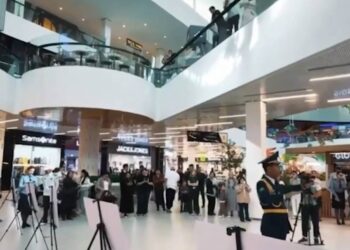 ЕРЕКШЕ ФОТОКӨРМЕ ӨТТІ