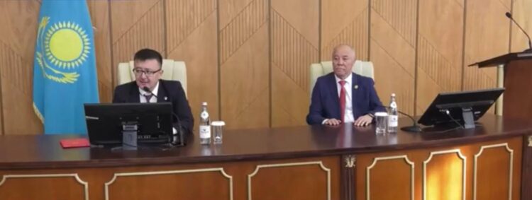 ЖАСТАРҒА ЖОЛ КӨРСЕТКЕН ҒАЛЫМ