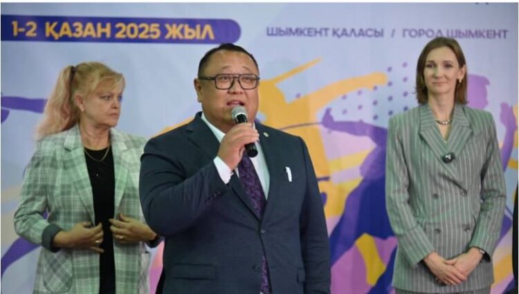 ҚАРТТАРҒА ҚҰРМЕТ КӨРСЕТІЛДІ