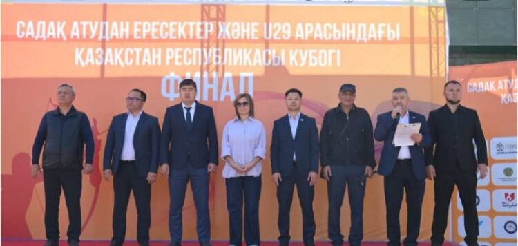 ҚАРТТАРҒА ҚҰРМЕТ КӨРСЕТІЛДІ