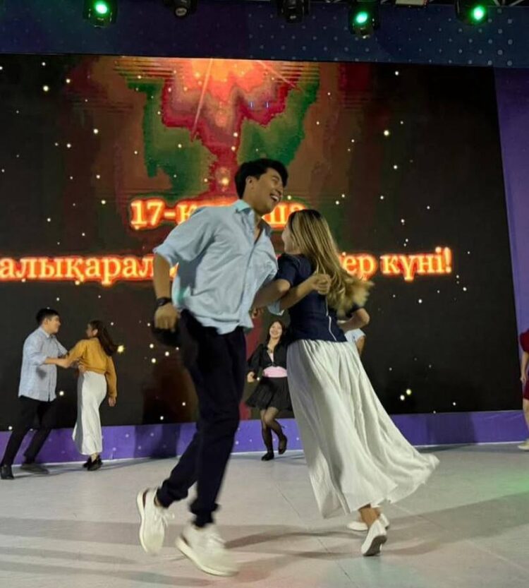 МӘСЕЛЕЛЕР ПАРТИЯНЫҢ НАЗАРЫНДА