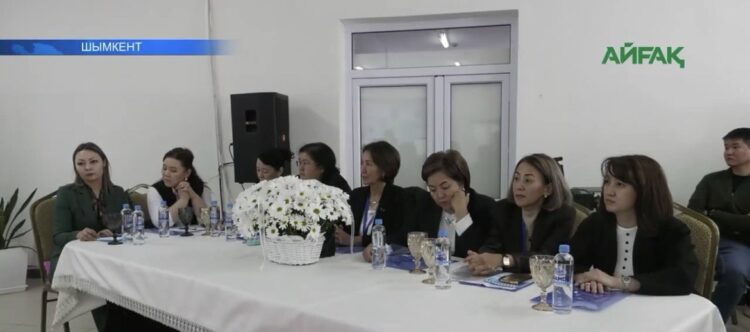 ЖАС МАМАНДАРДЫ ҚОЛДАУ ЖАЛҒАСУДА