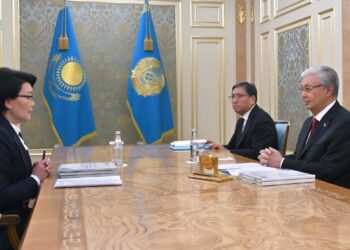 МЕМЛЕКЕТ БАСШЫСЫ ӘСКЕРИ ЖӘНЕ ҚҰҚЫҚТЫҚ ТӘРТІП МӘСЕЛЕЛЕРІ БОЙЫНША КЕҢЕС ӨТКІЗДІ