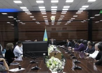 ҚАЗАҚ КҮРЕСІНЕН ЕЛ ЧЕМПИОНАТЫ БАСТАЛДЫ