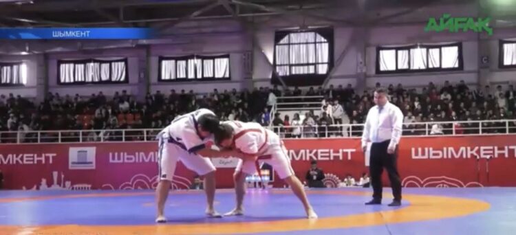 ҚАЗАҚ КҮРЕСІНЕН ЕЛ ЧЕМПИОНАТЫ БАСТАЛДЫ