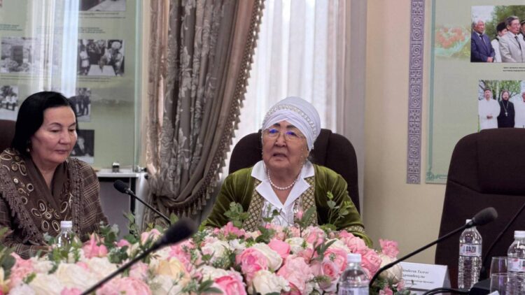 ҒЫЛЫМҒА ҒҰМЫРЫН АРНАҒАН ТЕКТІНІҢ ТҰЯҒЫ