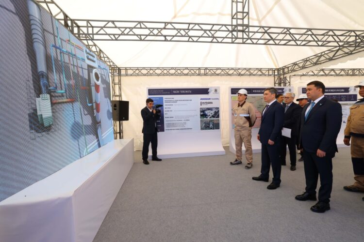 ОЛЖАС БЕКТЕНОВ ТҮРКІСТАН ОБЛЫСЫНДА ЭЛЕКТР СТАНСАСЫН САЛУ ЖӨНІНДЕГІ ПРЕЗИДЕНТ ТАПСЫРМАСЫНЫҢ ЖҮЗЕГЕ АСЫРЫЛУ БАРЫСЫН ТЕКСЕРДІ