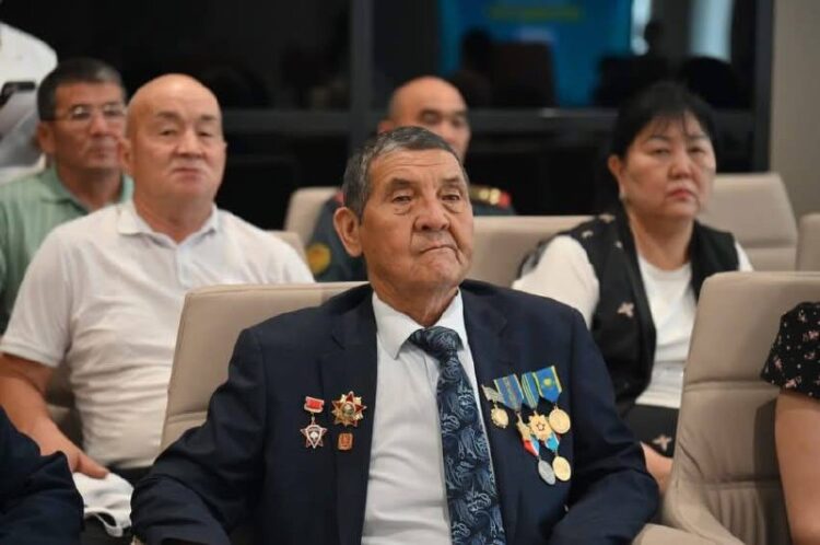 ЖАҢА КОНСТИТУЦИЯНЫҢ ЗАҢ НОРМАЛАРЫ ТАЛҚЫЛАНДЫ