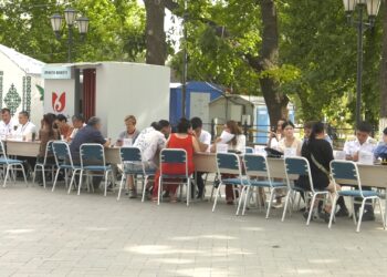 ХАЛЫҚ ЗАҢГЕРЛЕРІ ҚАНДАЙ МӘСЕЛЕЛЕРДІ ШЕШЕДІ?