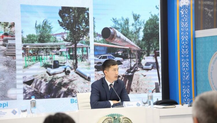 ЧЕМПИОНДАР ЖЕҢІСПЕН ОРАЛДЫ