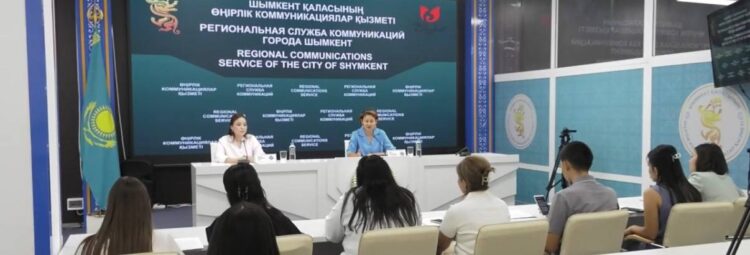 ЧЕМПИОНДАР ЖЕҢІСПЕН ОРАЛДЫ