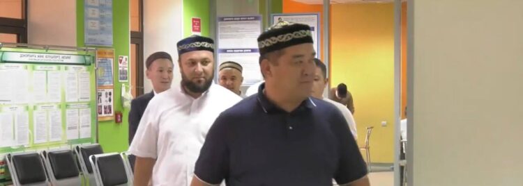 ЧЕМПИОНДАР ЖЕҢІСПЕН ОРАЛДЫ