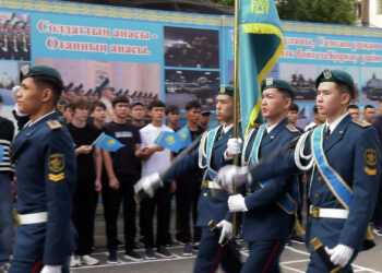1400 АЗАМАТ ӘСКЕРГЕ ШАҚЫРЫЛАДЫ
