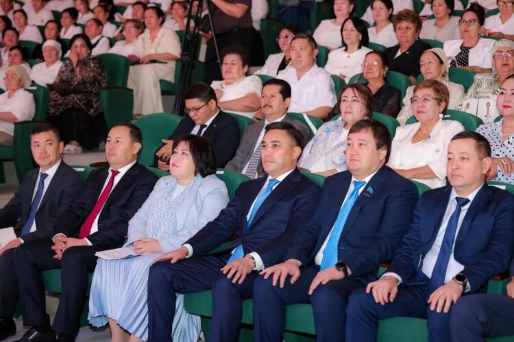 ҰСТАЗДАР АЛДЫНДАҒЫ 6 МІНДЕТ