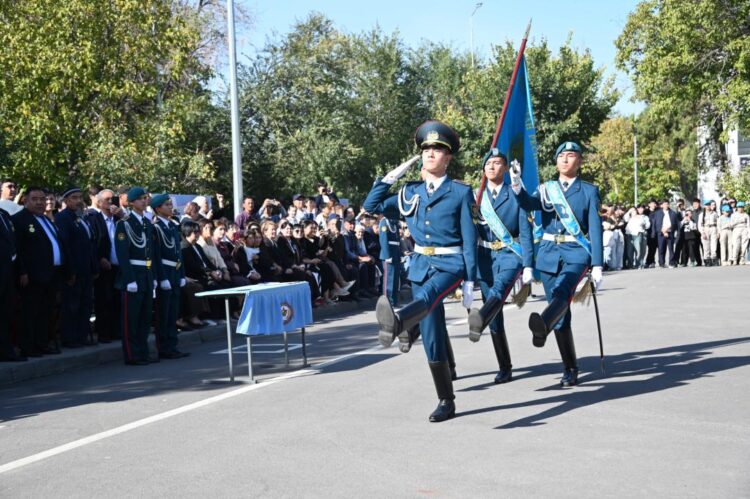 ЖОЛАЙРЫҚ: КӨЛІК ҚОЗҒАЛЫСЫНА ҚОЛАЙЛЫ ЖАҒДАЙ
